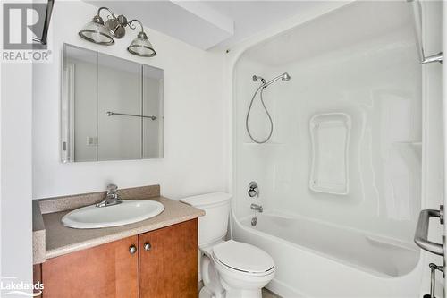 486 Laclie Street Unit# 305, Orillia, ON - Indoor Photo Showing Bathroom