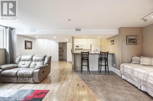 13020 Concession Road 5, Uxbridge, ON - Indoor Photo Showing Living Room