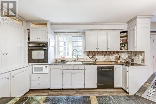 13020 Concession Road 5, Uxbridge, ON - Indoor Photo Showing Kitchen