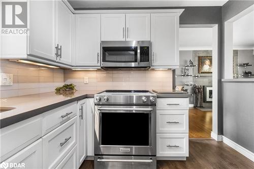 72 Richelieu Drive, St. Catharines, ON - Indoor Photo Showing Kitchen