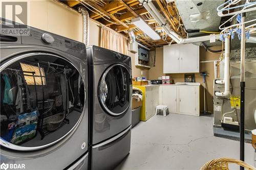 72 Richelieu Drive, St. Catharines, ON - Indoor Photo Showing Laundry Room