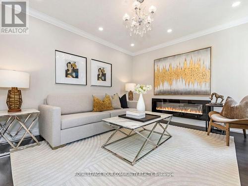 25 Bornholm Drive, Toronto, ON - Indoor Photo Showing Living Room