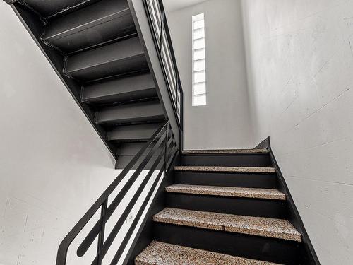 Escalier - 6231  - 6233 Rue Viau, Montréal (Rosemont/La Petite-Patrie), QC - Indoor Photo Showing Other Room