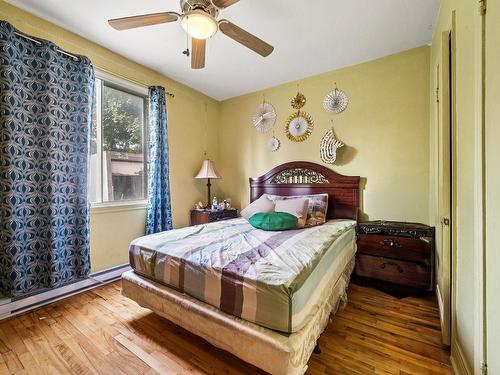 Master bedroom - 6231  - 6233 Rue Viau, Montréal (Rosemont/La Petite-Patrie), QC - Indoor Photo Showing Bedroom