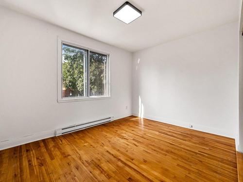 Master bedroom - 6231  - 6233 Rue Viau, Montréal (Rosemont/La Petite-Patrie), QC - Indoor Photo Showing Other Room