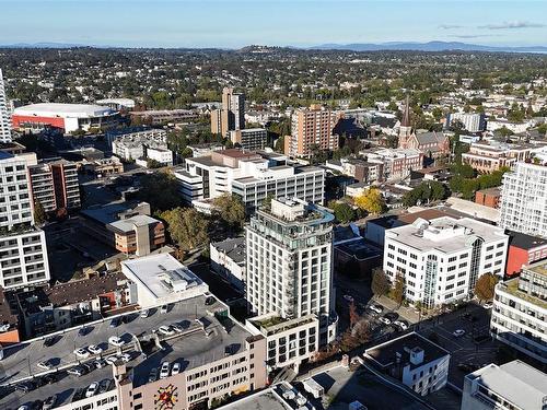 304-760 Johnson St, Victoria, BC - Outdoor With View