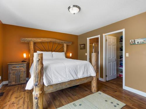 133 Fernie Place, Kamloops, BC - Indoor Photo Showing Bedroom