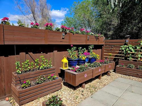 133 Fernie Place, Kamloops, BC - Outdoor With Deck Patio Veranda