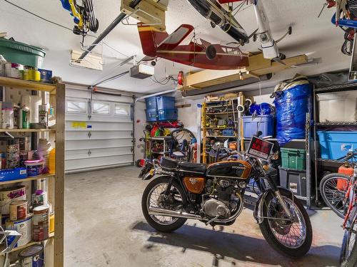 133 Fernie Place, Kamloops, BC - Indoor Photo Showing Garage