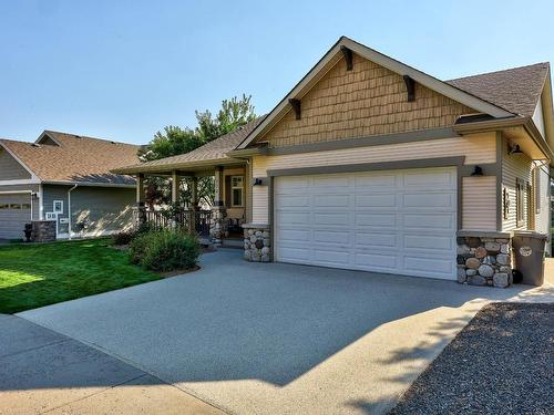 574 Sun Rivers Drive W, Kamloops, BC - Outdoor With Deck Patio Veranda