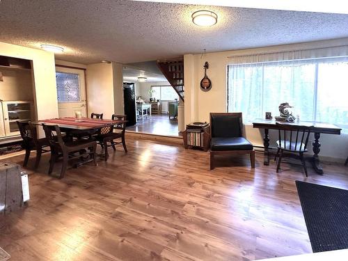 3380 Mcgregor Road, Kamloops, BC - Indoor Photo Showing Dining Room