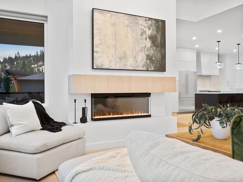 2141 Galore Cres, Kamloops, BC - Indoor Photo Showing Living Room With Fireplace