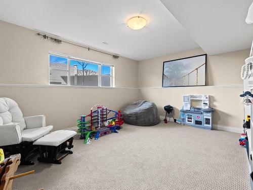 50-1055 Aberdeen Drive, Kamloops, BC - Indoor