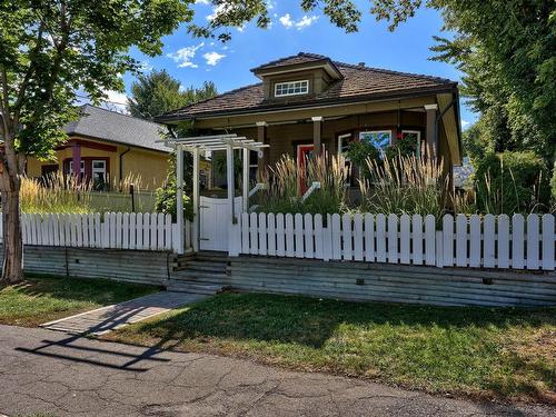 721 St Paul Street, Kamloops, BC - Outdoor With Deck Patio Veranda