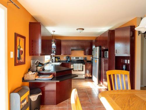 Kitchen - 2525 Rue Beethoven, Drummondville, QC - Indoor Photo Showing Kitchen With Double Sink