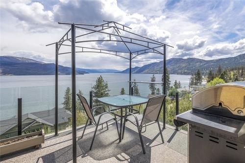 6372 Topham Place, Peachland, BC - Outdoor With Body Of Water With View