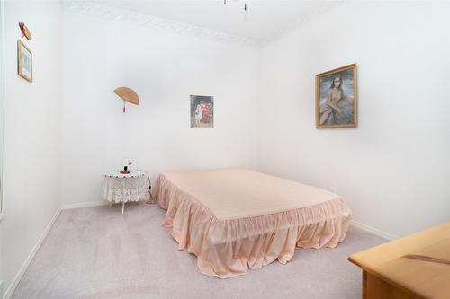 45-1874 Parkview Crescent, Kelowna, BC - Indoor Photo Showing Bedroom