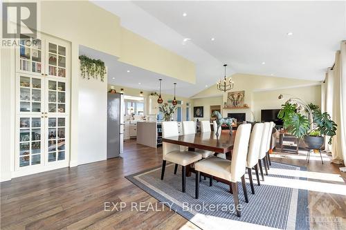 3010 Torwood Drive, Ottawa, ON - Indoor Photo Showing Dining Room