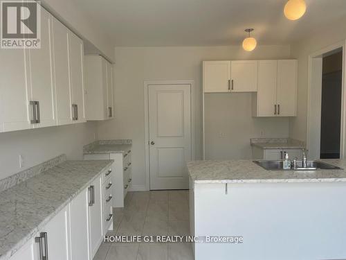 416 Black Cherry Crescent, Shelburne, ON - Indoor Photo Showing Kitchen