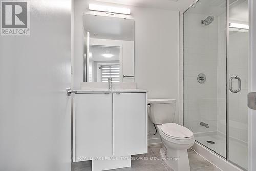 A222 - 3210 Dakota Common, Burlington, ON - Indoor Photo Showing Bathroom