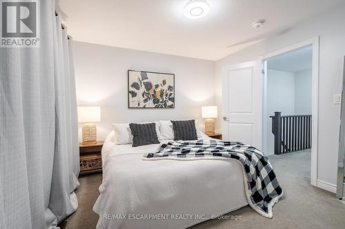 149 - 1890 Rymal Road E, Hamilton, ON - Indoor Photo Showing Bedroom