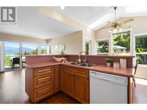 2592 Alpen Paradies Road Unit# 12, Blind Bay, BC - Indoor Photo Showing Kitchen With Double Sink