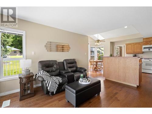 2592 Alpen Paradies Road Unit# 12, Blind Bay, BC - Indoor