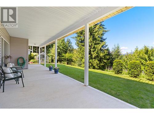 2592 Alpen Paradies Road Unit# 12, Blind Bay, BC - Outdoor With Deck Patio Veranda