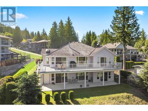 2592 Alpen Paradies Road Unit# 12, Blind Bay, BC - Outdoor With Deck Patio Veranda