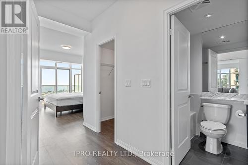 2302 - 65 East Liberty Street, Toronto, ON - Indoor Photo Showing Bathroom