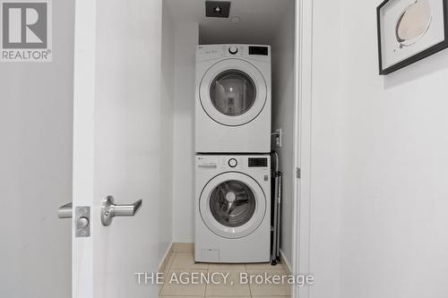 503 - 20 Tubman Avenue W, Toronto, ON - Indoor Photo Showing Laundry Room