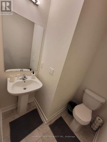 7 Ingersoll Lane, Richmond Hill, ON - Indoor Photo Showing Bathroom