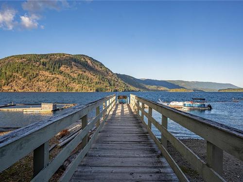 7-10257 South Shore Rd, Honeymoon Bay, BC 