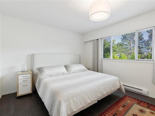 487 - 489 Winchester Ave, Nanaimo, BC - Indoor Photo Showing Bedroom