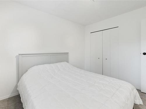 487 - 489 Winchester Ave, Nanaimo, BC - Indoor Photo Showing Bedroom