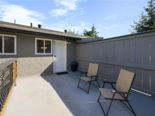 487 - 489 Winchester Ave, Nanaimo, BC - Outdoor With Deck Patio Veranda With Exterior