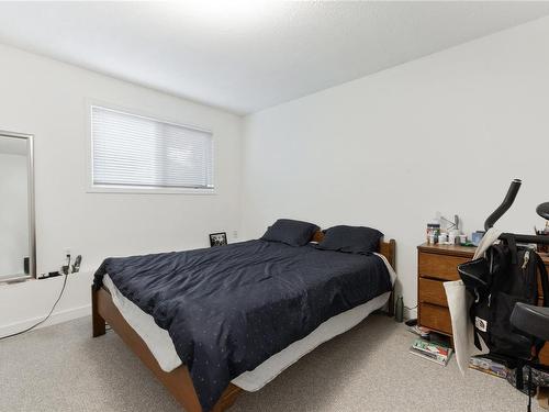 487 - 489 Winchester Ave, Nanaimo, BC - Indoor Photo Showing Bedroom