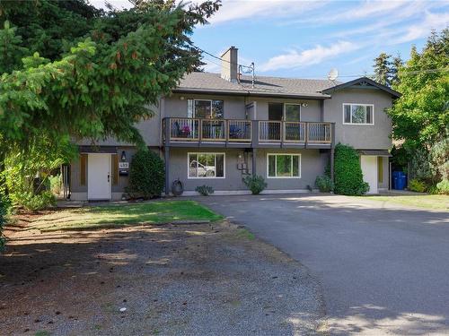 487 - 489 Winchester Ave, Nanaimo, BC - Outdoor With Facade