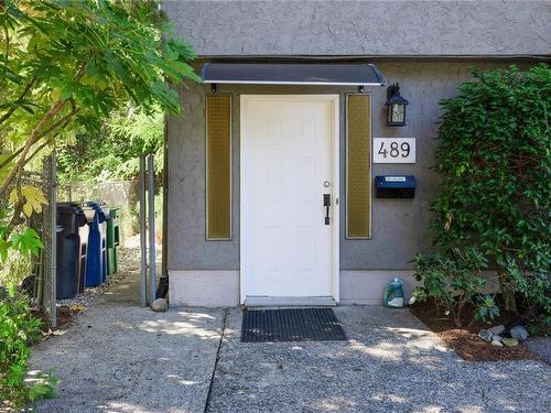 487 - 489 Winchester Ave, Nanaimo, BC - Outdoor