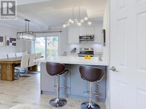 Main - 657 Pharmacy Avenue, Toronto, ON - Indoor Photo Showing Kitchen With Upgraded Kitchen