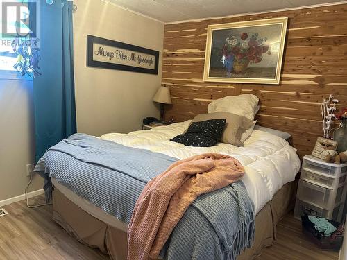 302 N Broadway Avenue, Williams Lake, BC - Indoor Photo Showing Bedroom