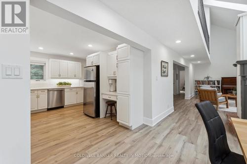 504 Birch Point Road, Kawartha Lakes, ON - Indoor Photo Showing Kitchen