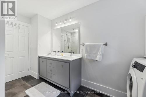 504 Birch Point Road, Kawartha Lakes, ON - Indoor Photo Showing Laundry Room