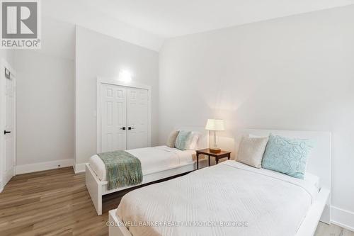 504 Birch Point Road, Kawartha Lakes, ON - Indoor Photo Showing Bedroom