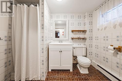 83 South Bend Road, Hamilton, ON - Indoor Photo Showing Bathroom