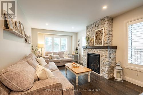 100 Boulding Avenue, Hamilton, ON - Indoor Photo Showing Other Room