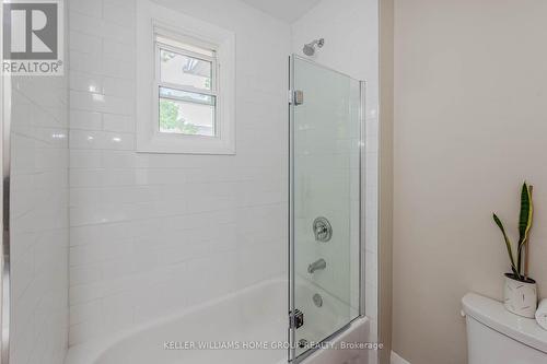 49 Mctague Street, Guelph, ON - Indoor Photo Showing Bathroom