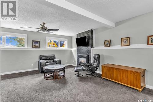 3810 Balfour Place, Saskatoon, SK - Indoor