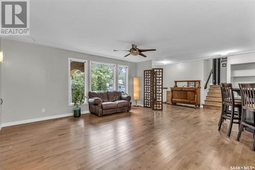 3810 Balfour Place, Saskatoon, SK - Indoor Photo Showing Living Room