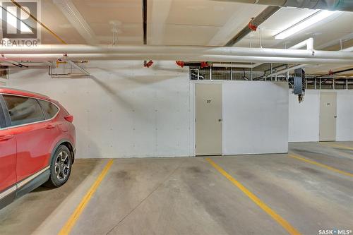 213 2341 Windsor Park Road, Regina, SK - Indoor Photo Showing Garage